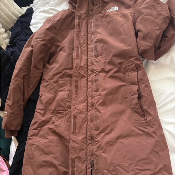 North Face coat - Picture 11 of 14